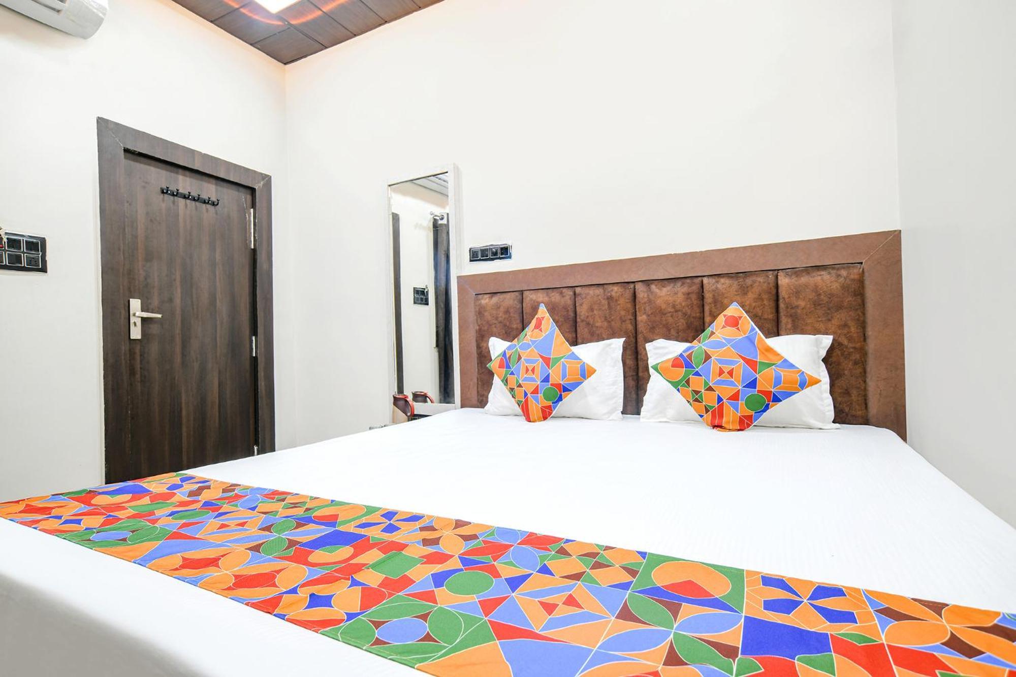 Fabhotel Shiva Grand Ujjain Exterior foto