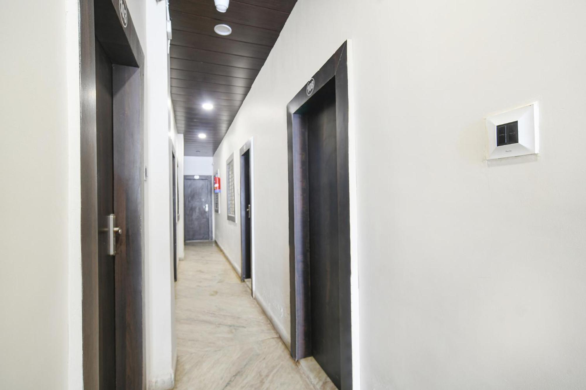 Fabhotel Shiva Grand Ujjain Exterior foto