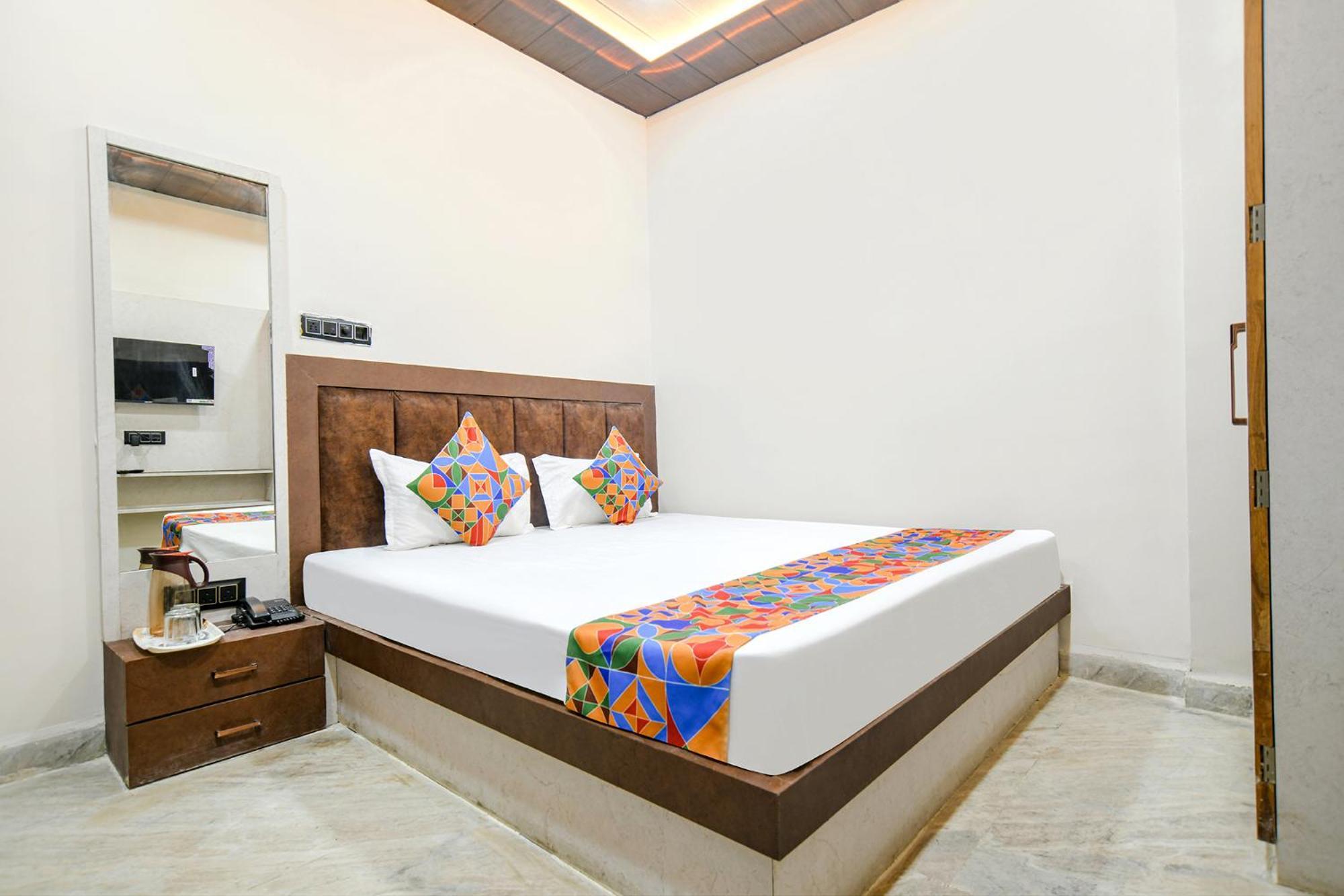 Fabhotel Shiva Grand Ujjain Exterior foto
