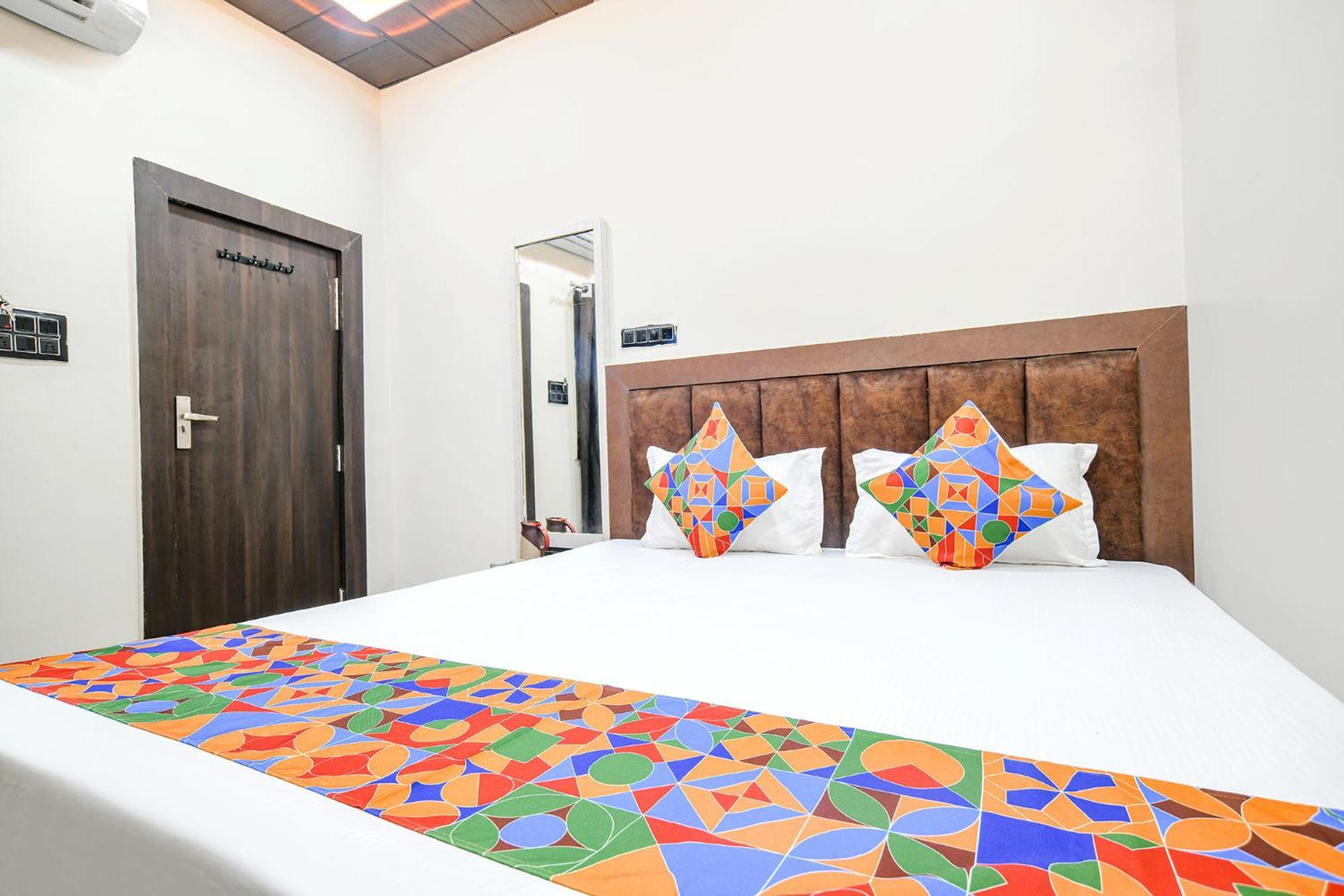 Fabhotel Shiva Grand Ujjain Exterior foto